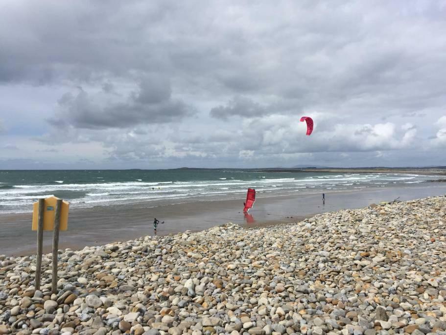 Strandhill Home, One Minute From The Beach And Pubs Zewnętrze zdjęcie